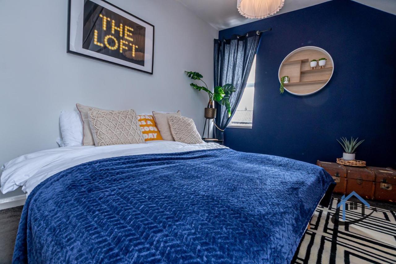 Flat 5, Super King Bed, Free Parking, Workspace, Free Wi-Fi Nottingham Luaran gambar